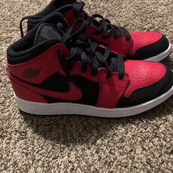 Varsity Red Jordan 1s Size 6y