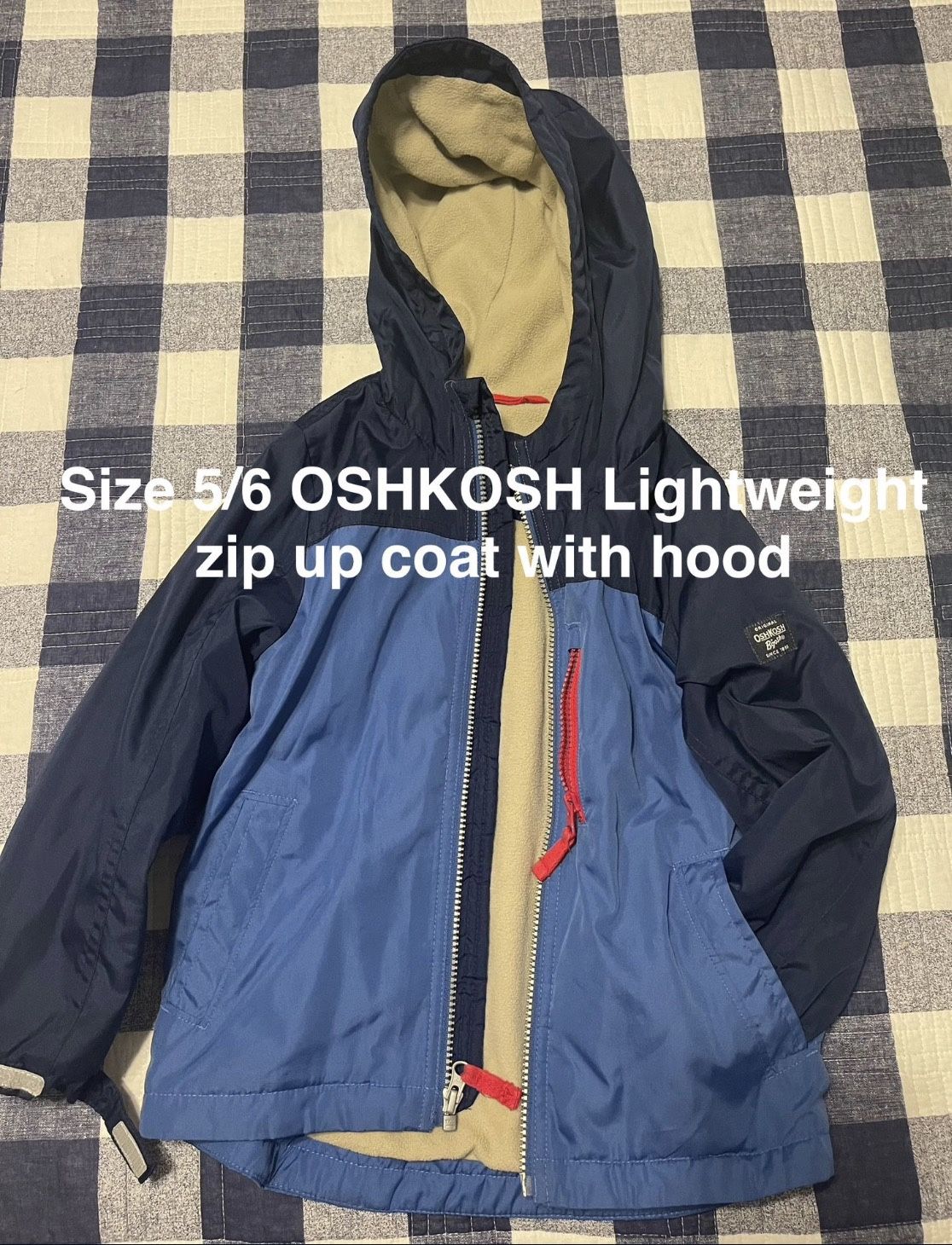 OSHKOSH size 5/6 light weight zip up coat