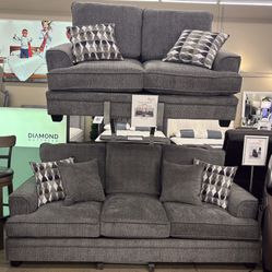 Beautiful Sofa & Loveseat 