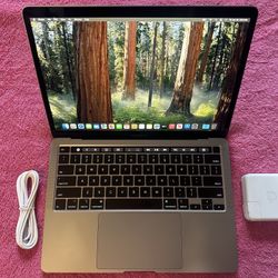 2020 MacBook Pro 13 inch Retina, 2.0 GHz i5, 16 GB RAM, 500 GB SSD.