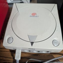 Sega Dreamcast Two Controllers Two Games