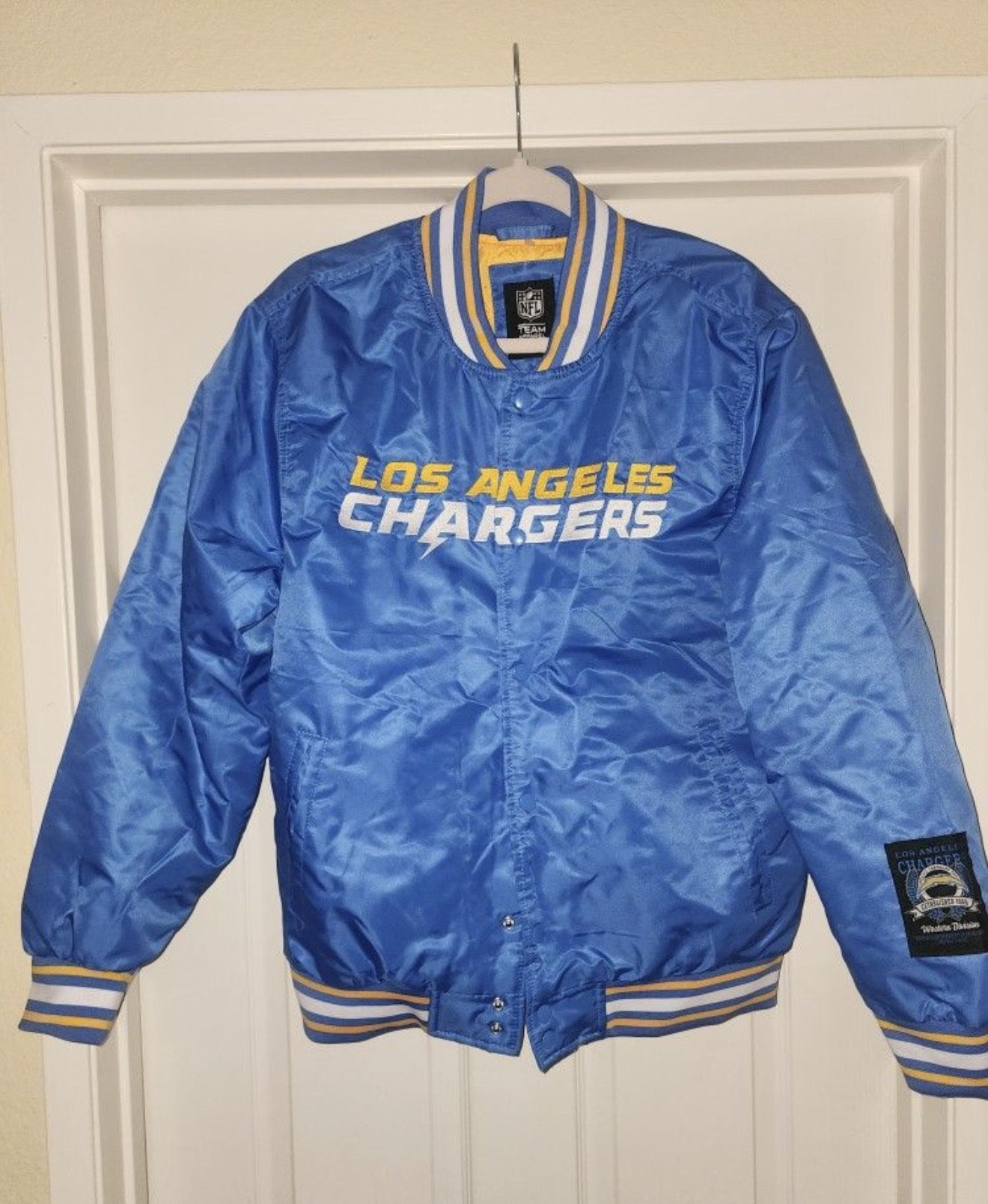 Los Angeles Chargers Jacket Size S MSRP $130