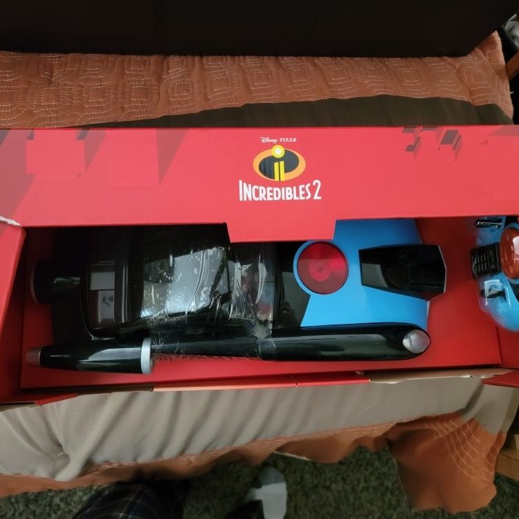 Disney Pixar The Incredible Remote Control Vehicle