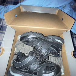 Balenciaga Track Runners Led Size 39 Run Big Fit Size 7.8,8 1/2 And 9