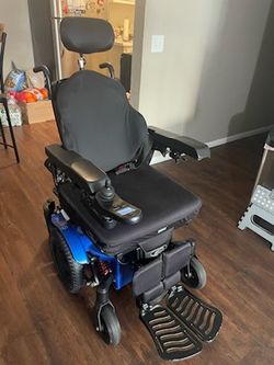 Quickie Pulse 6 Electric wheelchair For Seniors