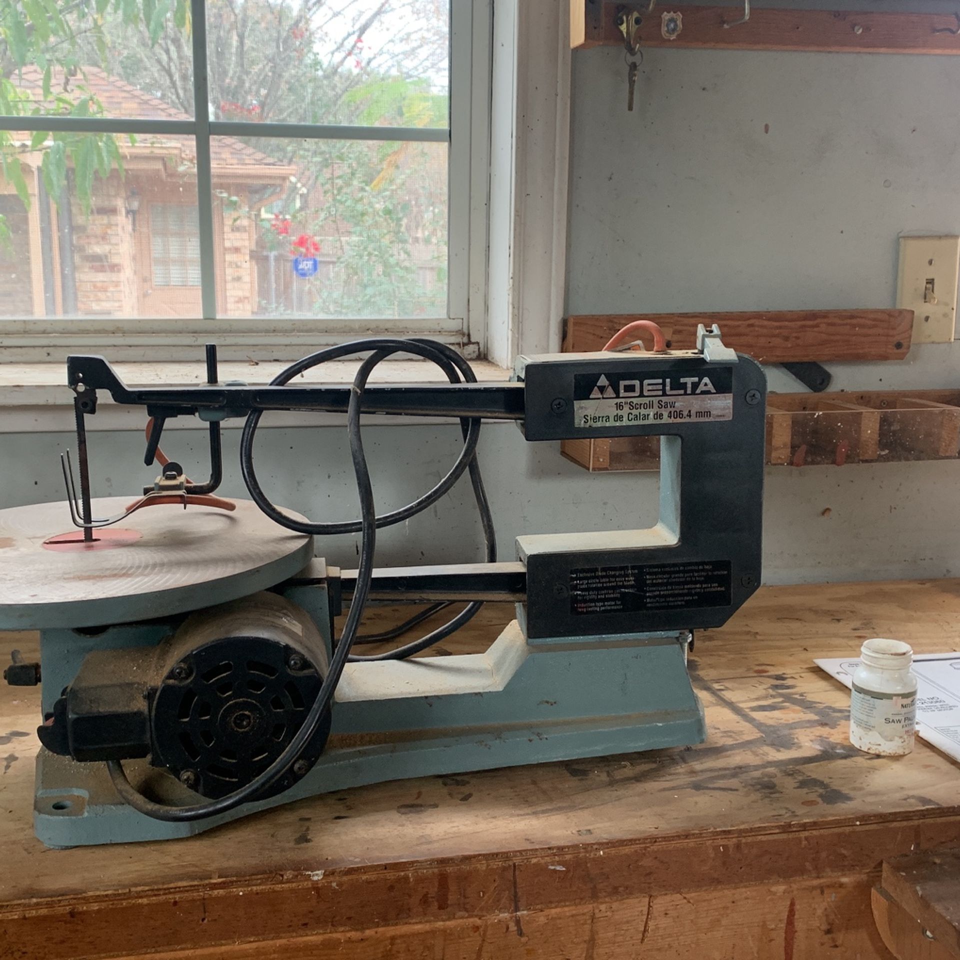 Delta 16” scroll Saw