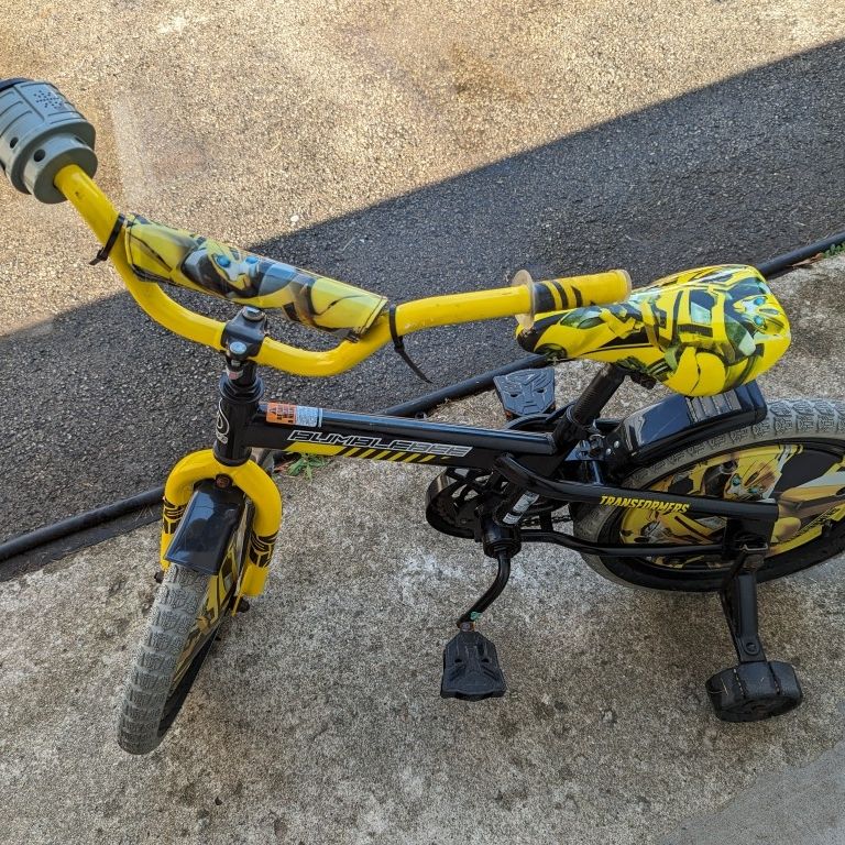 Dynacraft transformers deals bumblebee bike