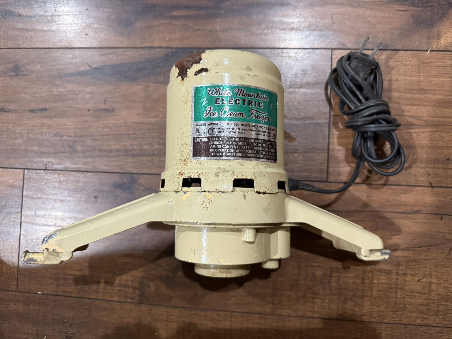 White Mountain 4 QT Ice Cream Freezer Electric Motor ONLY - Model 69204