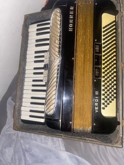 Accordion HOHNER VERDI lll