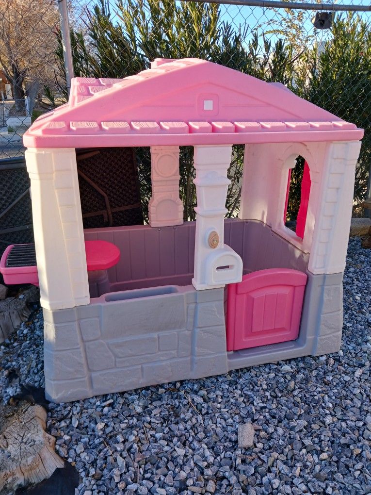 Step2 Kids Playhouse
