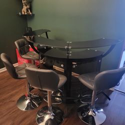 Bar Table And Chairs 