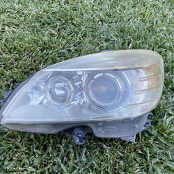 2008 2009 2010 2011 Mercedes C300 C350 Left Driver Side Headlight BI-Xenon