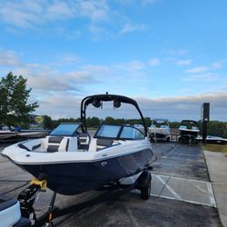 2024 Yamaha AR 195S