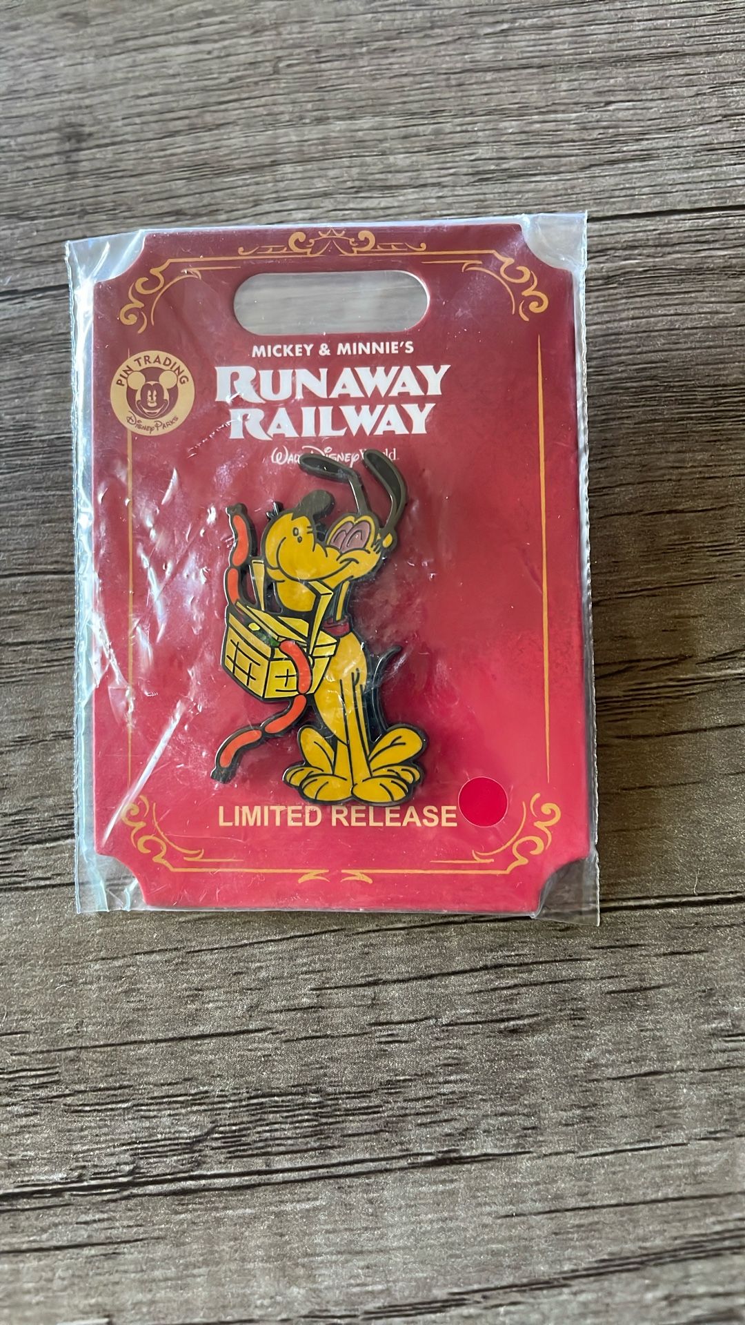 Disney Parks Mickey & Minnie's Runaway Railway Pluto Picnic Basket Pin Brand New