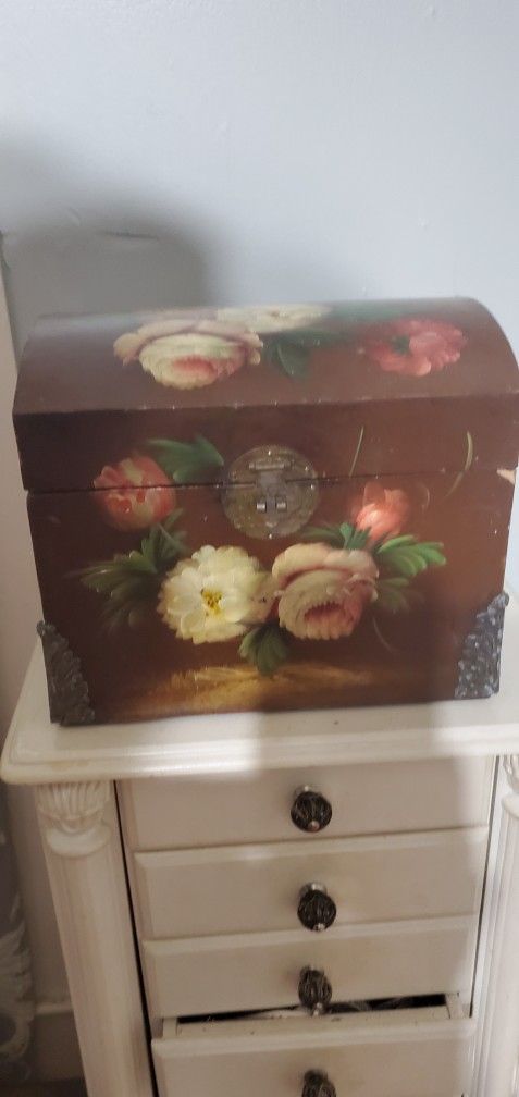 Old Decowrative Box