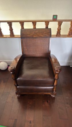 Tommy Bahama Lexington Wooden Brown Leather Chair + •