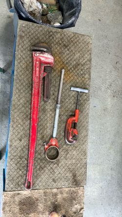 Rigid 4 foot wrench