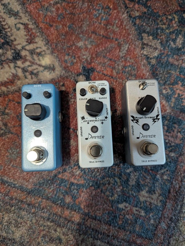 Assorted Donner Guitar Pedals