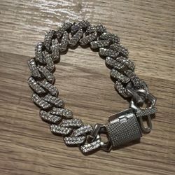 Diamond bracelet