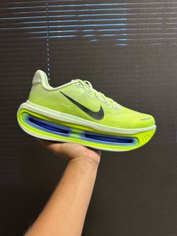 Nike Vomero Premium ( Men’s)
