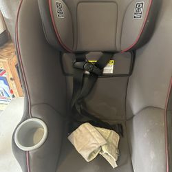 Car Seat Gargo 3-1 Rear Facing 