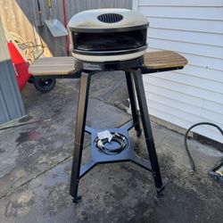 Gozney Pizza Oven With Stand And Accessories 