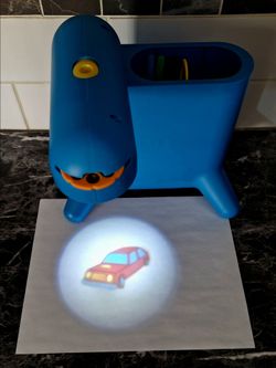 DISCOVERY KIDS ART TRACING PROJECTOR KIT