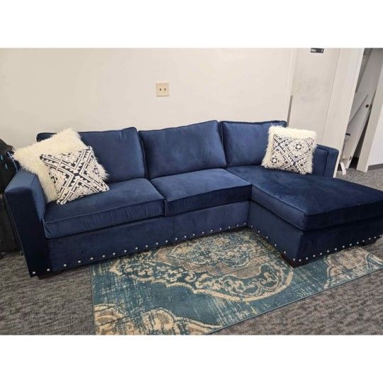 Brand New Luxury Navy Blue L Shape Sectional Sofa/Couch  W/ Pillows 