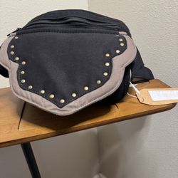 New Hip Belt Bag one size. Black and brown 
