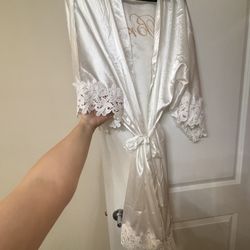 Satin Fence Robe BRIDE