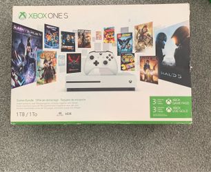 Xbox One S 1TB Bundle - Original Box, Elite Controller w/ Case, 8 Games (Forza 7, Halo MCC, COD WWII)