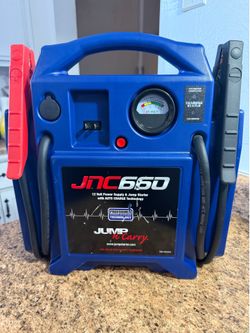 Jump-N-Carry 1 7 0 0 Peak Amp 12 Volt Jump Starter