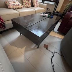 Coffe Table Great Condition 