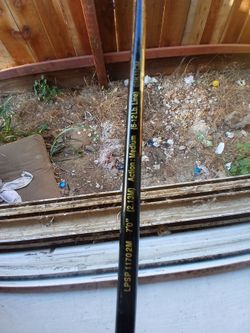UGLY STICK FISHING ROD