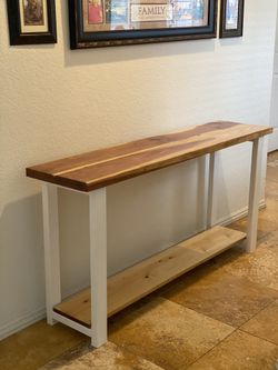 Farmhouse style entry table
