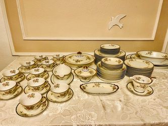 Vintage Noritake Japan Fine  Dinnerware Set - Floral & Gold Rim (Complete Service)