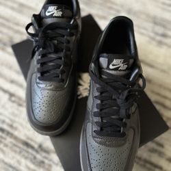 Air Force 1 Low Black Tea Black Petra Brown The Noir Brun Petra Noir size 12 for Sale in Grand Terrace CA OfferUp
