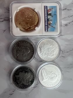 Collectible coins - replica
