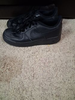 Nike Air Force 1 Low All Black Sneakers