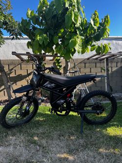 Brand new GT73 Electric Dirt Bike top speed 37Mph ,85 miles range