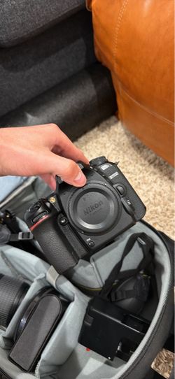 Nikon D7500 Body + 18-144 Lens