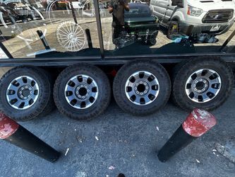 OEM 18” Ford f250 f350 factory wheels