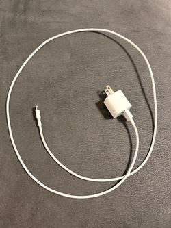 USB Apple cube and cable