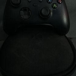 Xbox Pulse Controller With Case 