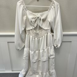 Cute & Flirty White Summer Dress - Large $10