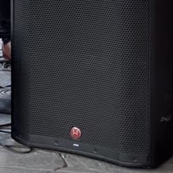 Harbinger 2400W 18” Subwoofers (2)