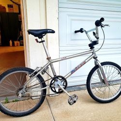 1997 Robinson SST GT 4130 BMX – Vintage Mid-School Freestyle Classic