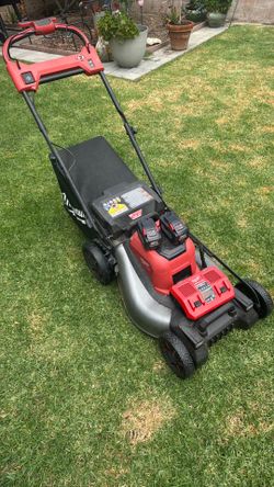 Milwaukee Lawnmower