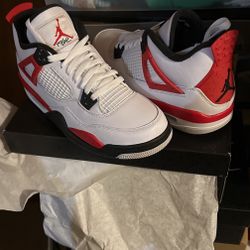 Jordan 4