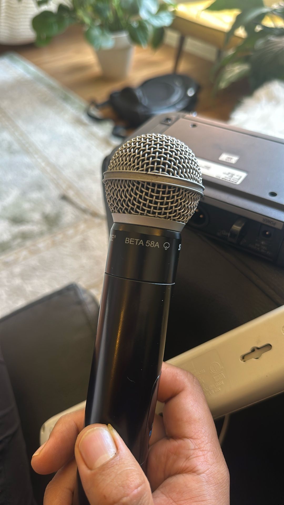 Shure Wireless Vocal Mic & Receiver